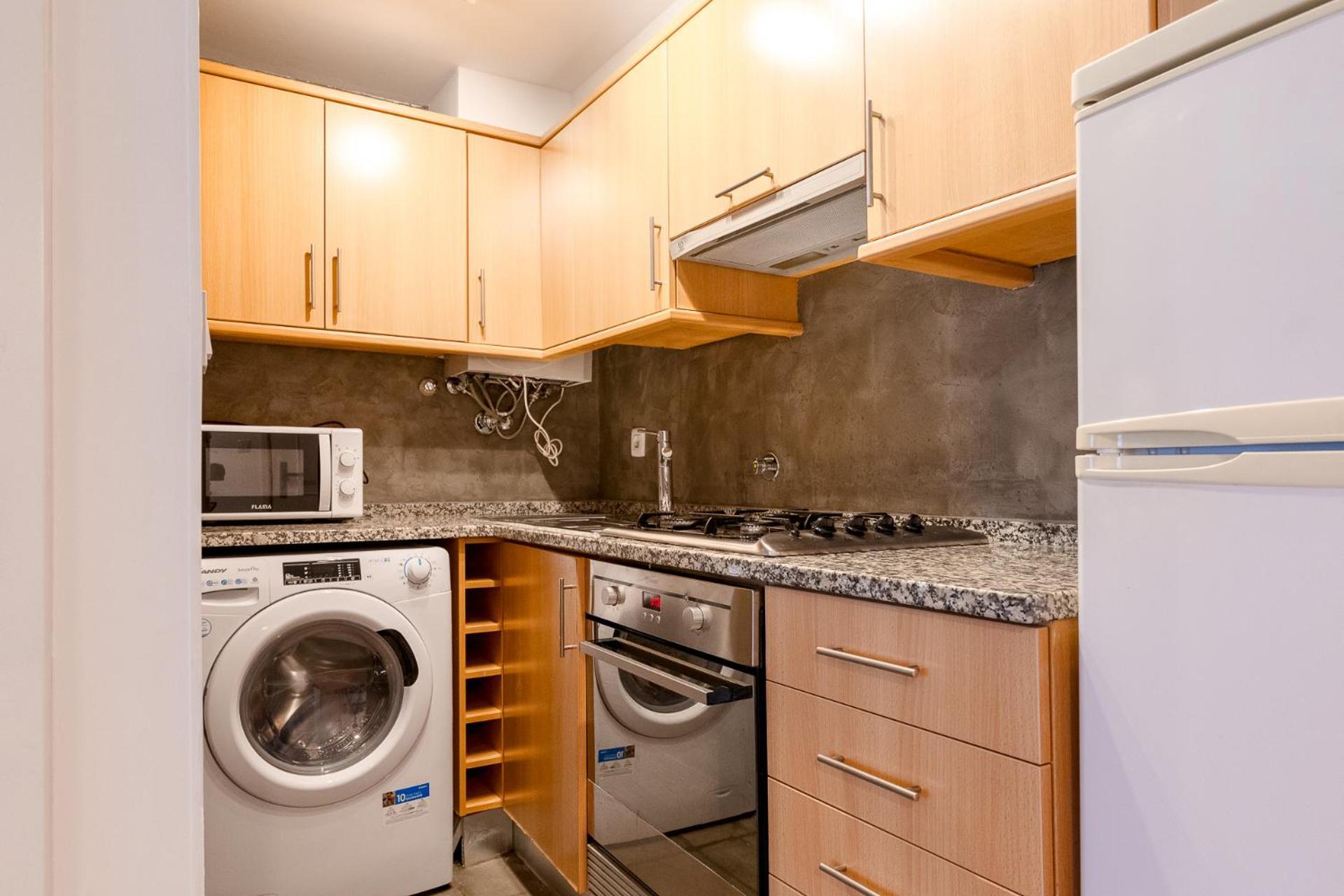 Contemporary Apartment In Chiado 3 Lisbon Bagian luar foto